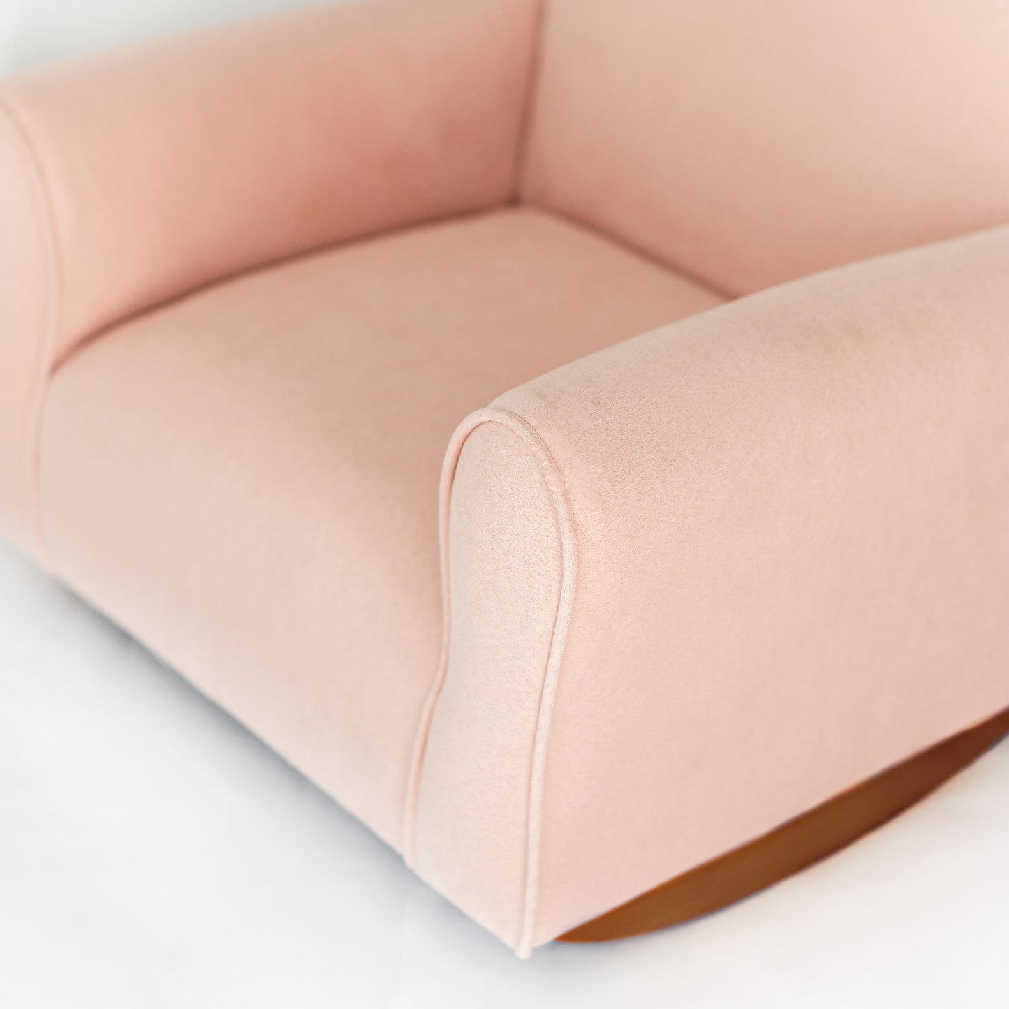 Silla para niños, mecedora para niños pequeños, sillón tapizado para niños - Gamuza ruborizada